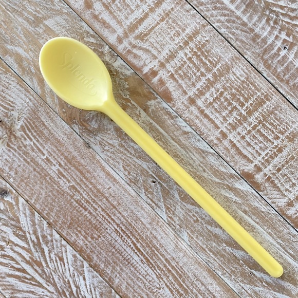 🤪Fun Color Changing Spoon🤪 - Picture 4 of 8